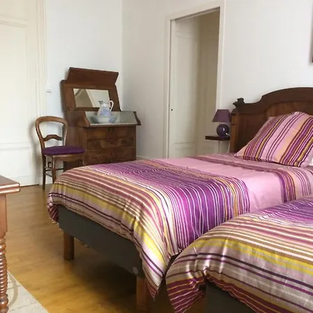 Le Logis Du Plessis 3*