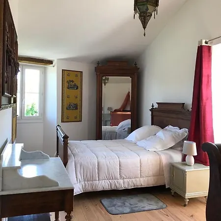 Le Logis Du Plessis Alojamento de Acomodação e Pequeno-almoço